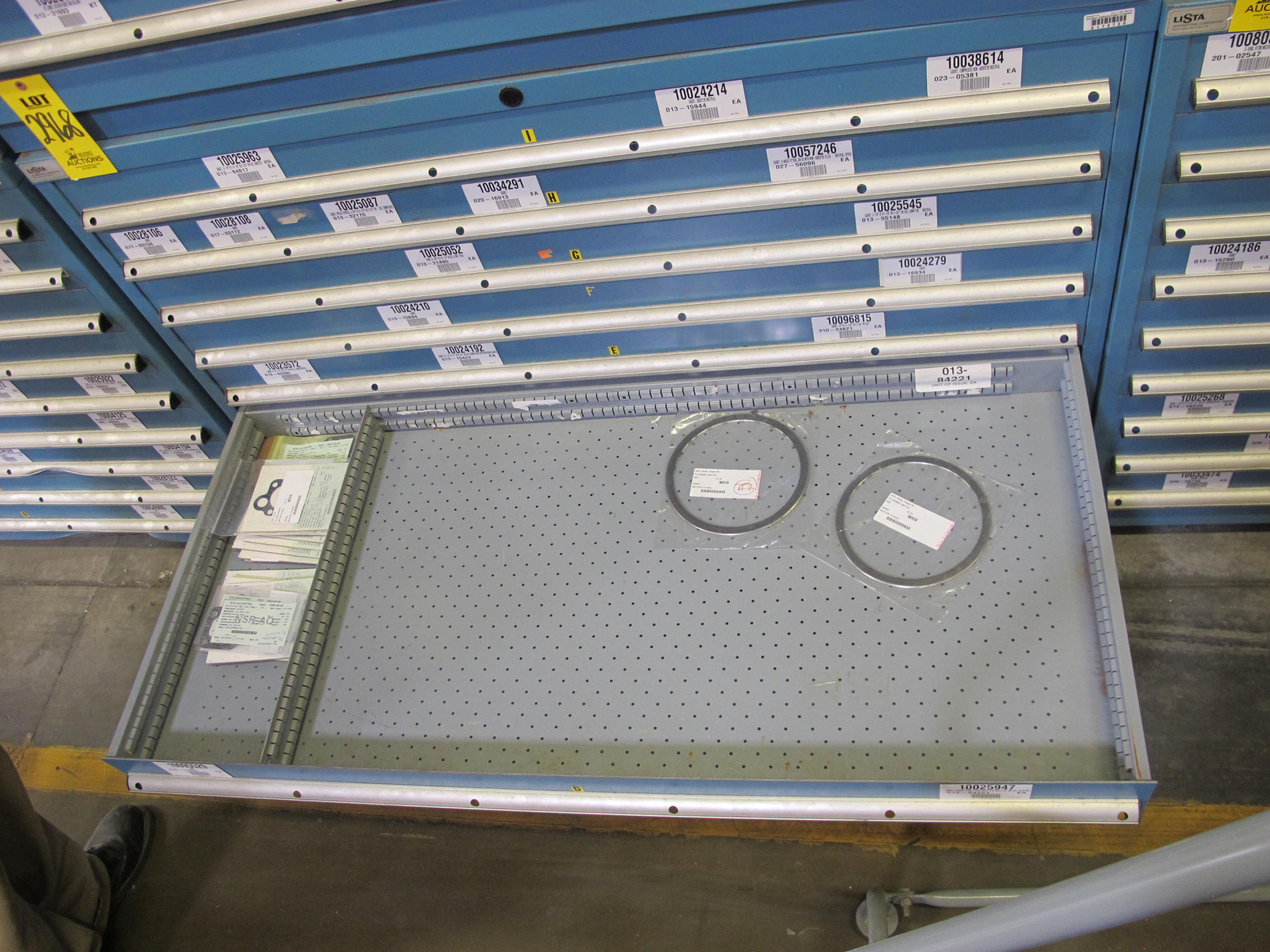 LISTA HEAVY DUTY 9-DRAWER PARTS CABINET W/ CONTENTS (W-50) LOADING & HANDLING FEE $25-